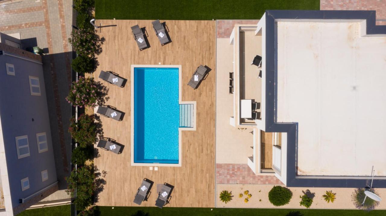Villas Royal II With Private Pool Novalja Exteriör bild