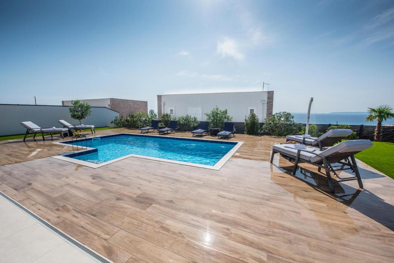 Villas Royal II With Private Pool Novalja Exteriör bild